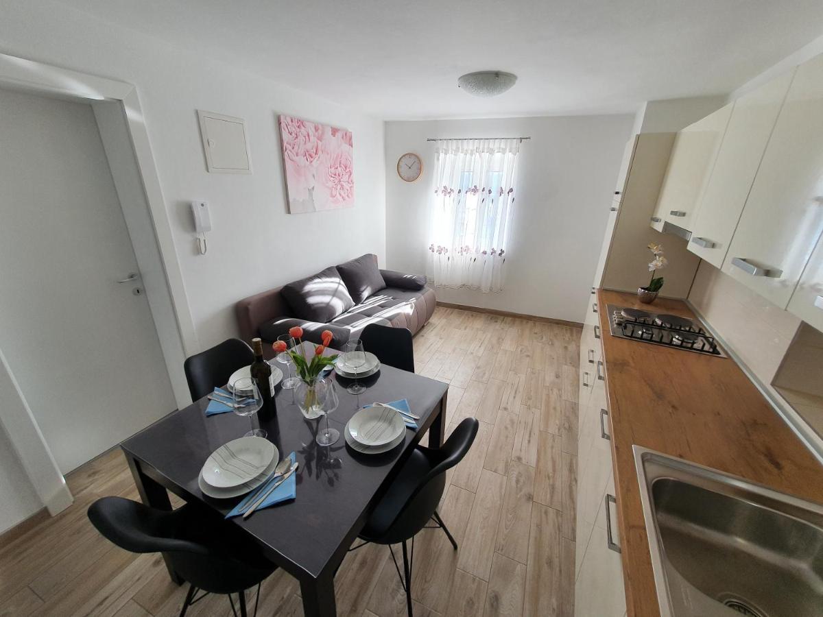 Apartaments Ukic Prvic Sepurine Extérieur photo